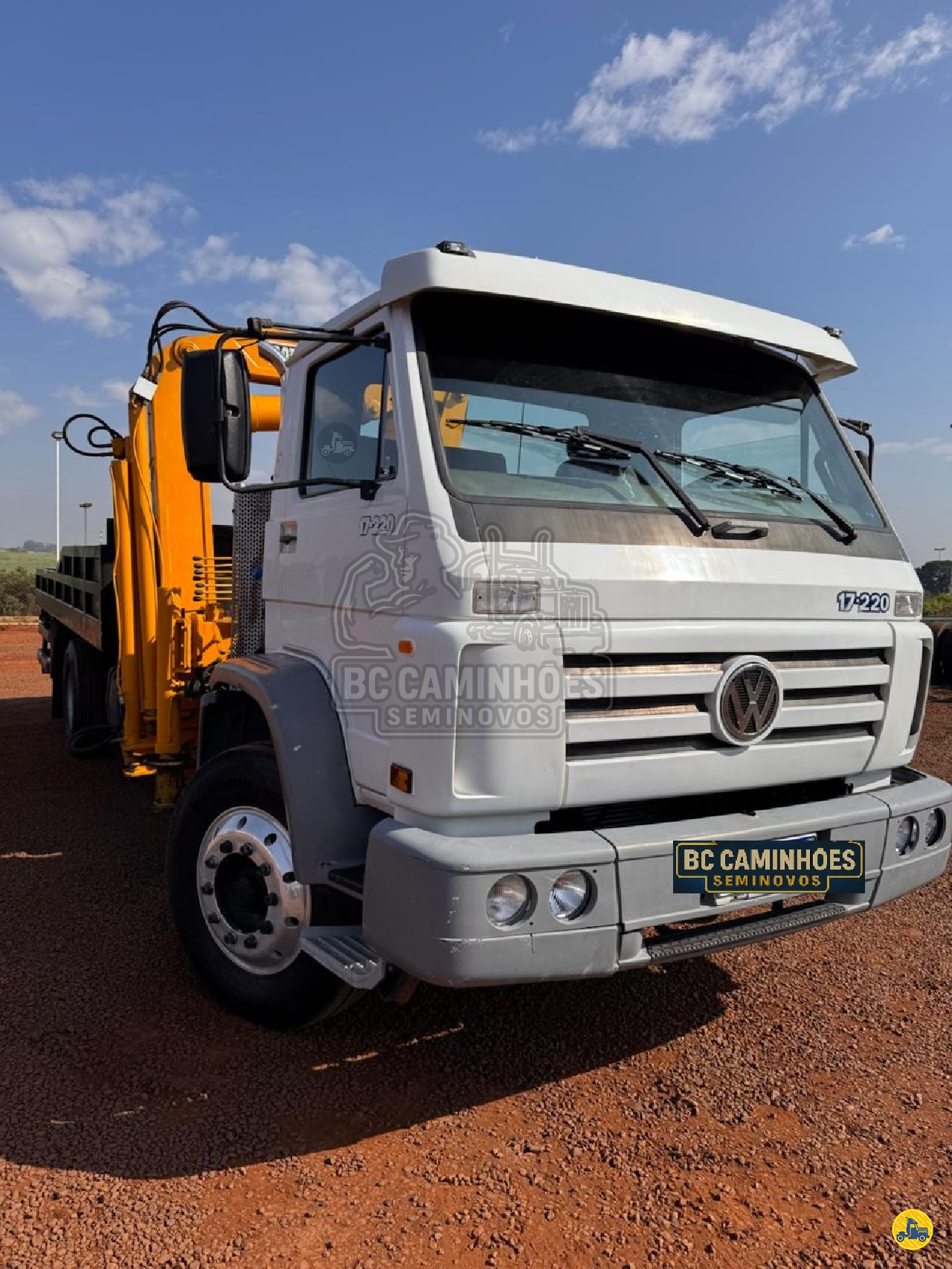 CAMINHAO VOLKSWAGEN VW 17220 Munck Toco 4x2 BC Caminhões Seminovos RIBEIRAO PRETO SÃO PAULO SP